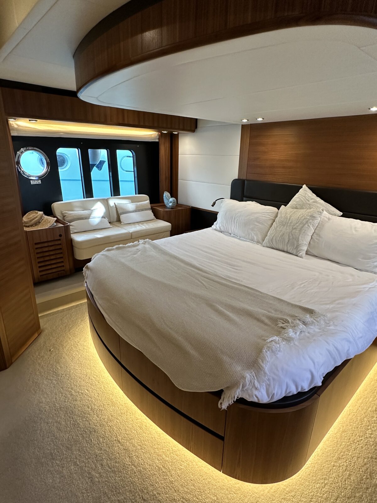 ABSOLUTE NAVETTA 58 2016 REF. 2021